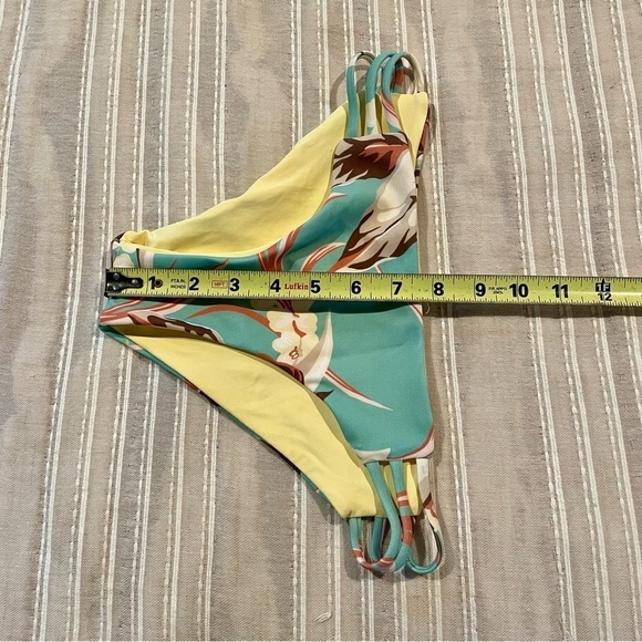 L*SPACE Kennedy Bikini Bottom in Green Yellow Tropical Floral Small NWOT - Picture 7 of 7